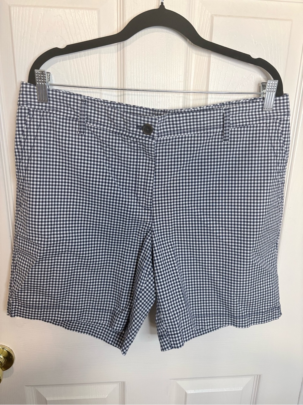 Talbots Relaxed Chino Shorts | Navy White Gingham | Size 12 - Picture 3 of 9